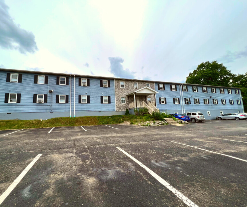 Cross Street Apartments in California, PA - Building Photo