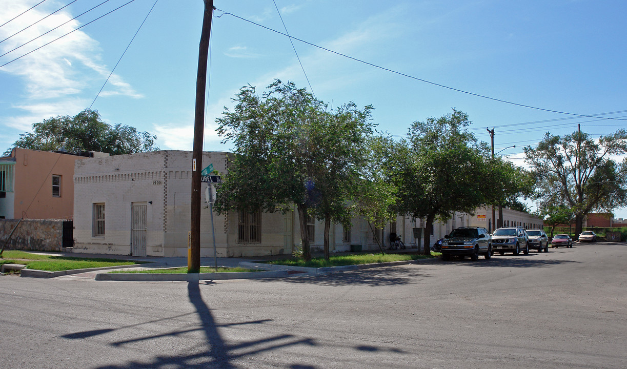 1900 Olive Ave in El Paso, TX - Building Photo