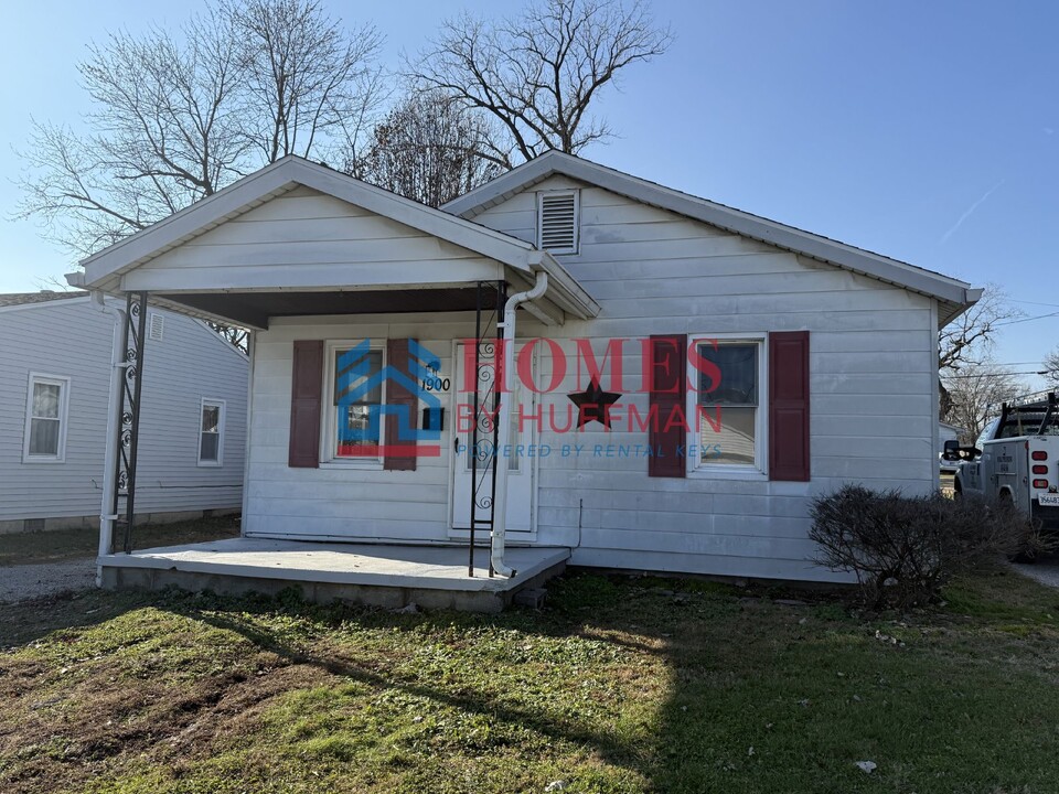 1900 N Denby Ave in Evansville, IN - Building Photo