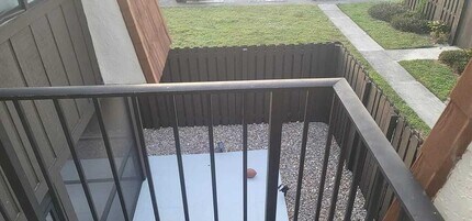 2184 White Pine Cir in Greenacres, FL - Building Photo - Building Photo