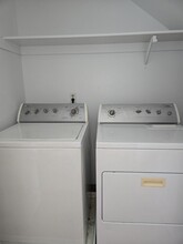 484 Lori Ln in Ashland, OR - Building Photo - Building Photo