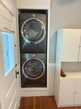 27 Rose St, Unit 3BR Deleaded Union Square in Somerville, MA - Building Photo - Building Photo