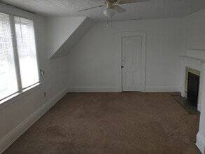 437 Breck Ave, Unit C in Richmond, KY - Building Photo - Building Photo