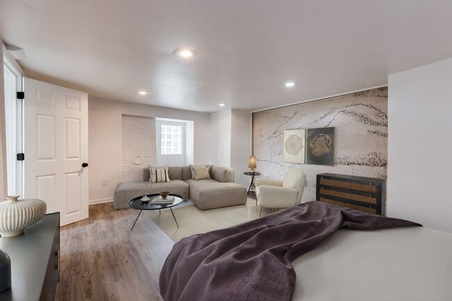 property at 955 E Warrington Ave