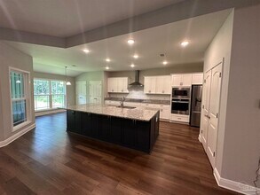 3341 Sunset Bayou Dr in Milton, FL - Building Photo - Building Photo