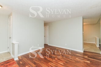 2 Country Wood Ln in Whiteland, IN - Building Photo - Building Photo