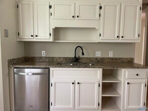 2101 Stapp Dr NE in Huntsville, AL - Building Photo - Building Photo