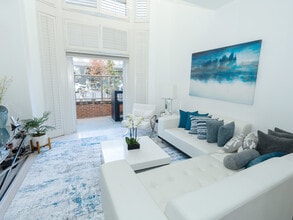 88 King St in San Francisco, CA - Foto de edificio - Building Photo