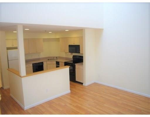 663 Lowell St-Unit -36 in Lexington, MA - Foto de edificio