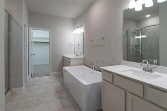 6025 Roper Rd in McKinney, TX - Building Photo - Building Photo