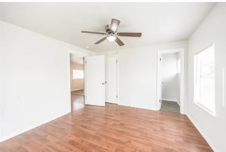 6608 Georgianna Dr in Pasadena, TX - Foto de edificio - Building Photo