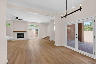 2816 Don Pancho Rd NW in Albuquerque, NM - Building Photo - Building Photo