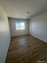 31 Stuart Ave in Norwalk, CT - Building Photo - Building Photo