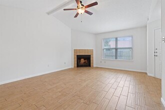 12706 Heinemann Dr in Austin, TX - Building Photo - Building Photo