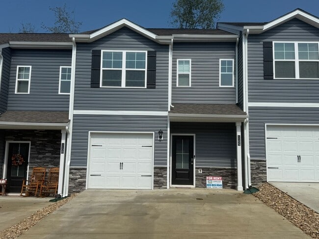 property at 1106 Saylors Pl