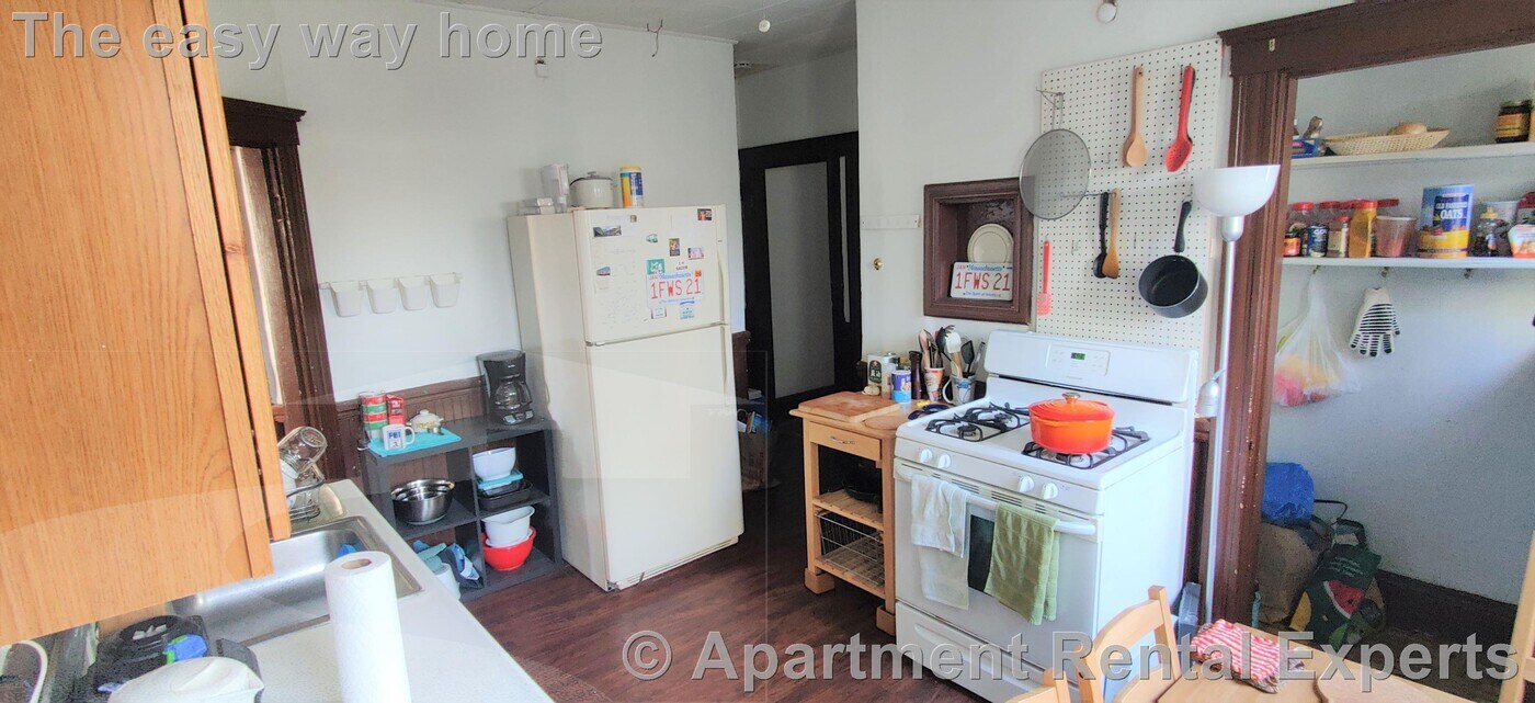 122 Columbia St, Unit #2 in Cambridge, MA - Foto de edificio