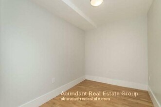 123 Highland Ave, Unit 32 in Somerville, MA - Foto de edificio - Building Photo