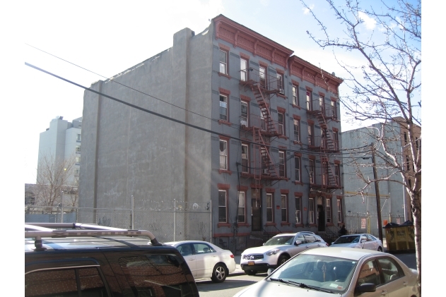 Borough Rentals in Brooklyn, NY - Foto de edificio - Building Photo