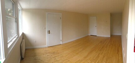 172 Cliff St, Unit 8 in Burlington, VT - Foto de edificio - Building Photo