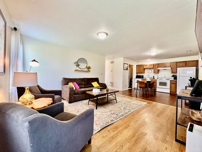 105 Overbrook Ct in Monroe, OH - Building Photo - Building Photo