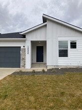 10550 W Tinder St in Star, ID - Building Photo - Building Photo