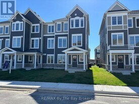 103 Surf Dr in Wasaga Beach, ON - Building Photo