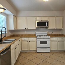 23219 Briarcreek Blvd in Spring, TX - Building Photo - Building Photo