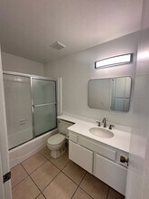 2695 N Canal St-Unit -2699 North Canal Street in Orange, CA - Building Photo - Building Photo