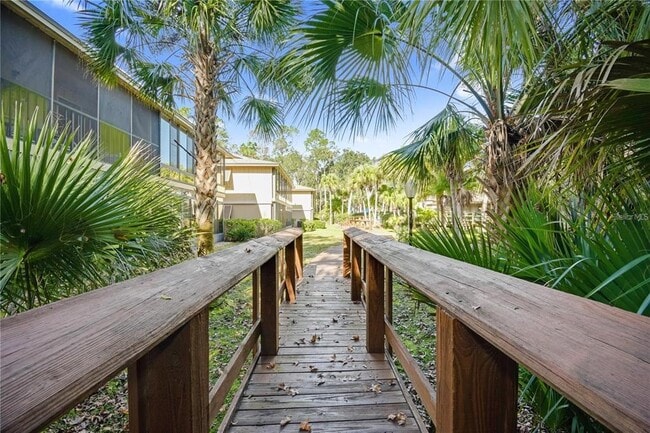 120 Hibiscus Woods Ct in Deltona, FL - Building Photo - Building Photo