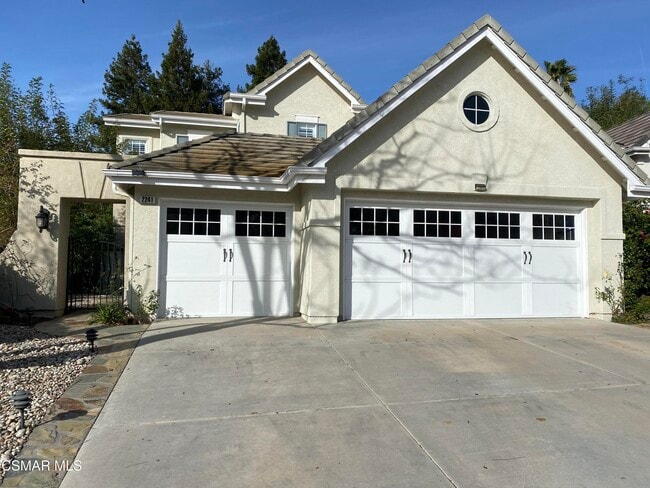 property at 2241 Rutland Pl