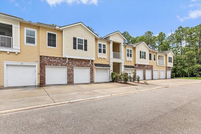 property at 218 Larkin Pl
