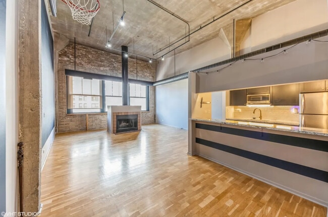 621 S Plymouth Ct in Chicago, IL - Building Photo - Building Photo