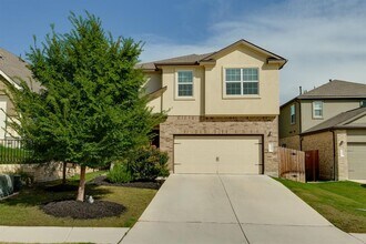 7905 Prairie Rye Dr in Lago Vista, TX - Building Photo - Building Photo