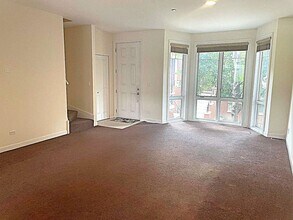 57 Northfield Terrace in Wheeling, IL - Building Photo - Building Photo