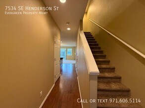 7534 SE Henderson St in Portland, OR - Building Photo - Building Photo