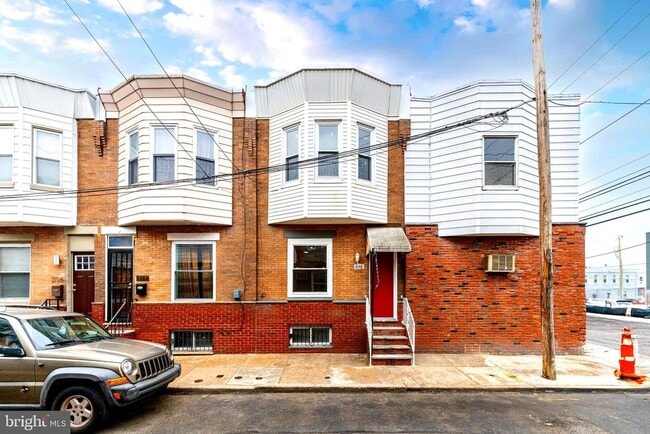 property at 2102 S Opal St