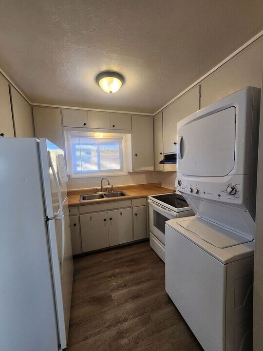 3010 N Arcadia St in Colorado Springs, CO - Building Photo