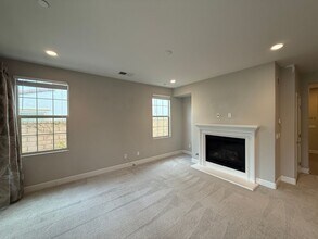 13592 Bolero Wy in San Diego, CA - Building Photo - Building Photo