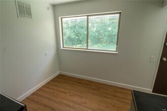 1018 Wylin Ct in St. Louis, MO - Building Photo - Building Photo