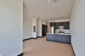 41 Larry Holmes Dr-Unit -Studio in Easton, PA - Building Photo - Building Photo