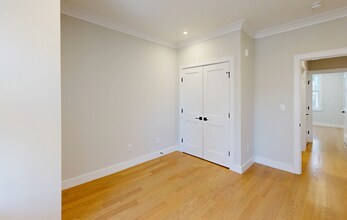 162 Allston St, Unit 7 in Boston, MA - Building Photo - Building Photo