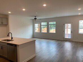 3138 Marbella Cir in Kennesaw, GA - Building Photo - Building Photo