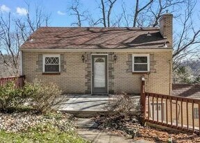 149 Fairfax Rd in Pittsburgh, PA - Building Photo