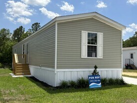 156 Lakeside Garden Cir in Lake Wales, FL - Building Photo