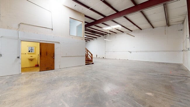 6200 Stainless Way in Anderson, CA - Building Photo - Building Photo