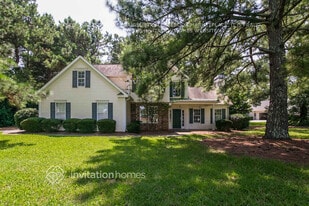 15 Candlewood Ct in Newnan, GA - Building Photo