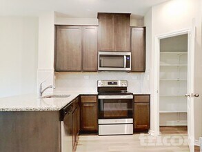 601 Lost Pond in New Braunfels, TX - Building Photo - Building Photo