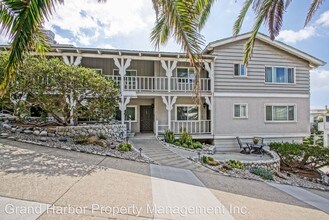 202 34th St in Manhattan Beach, CA - Building Photo - Building Photo