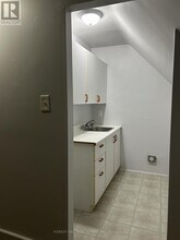 28 Harris Park Dr in Toronto, ON - Building Photo - Building Photo