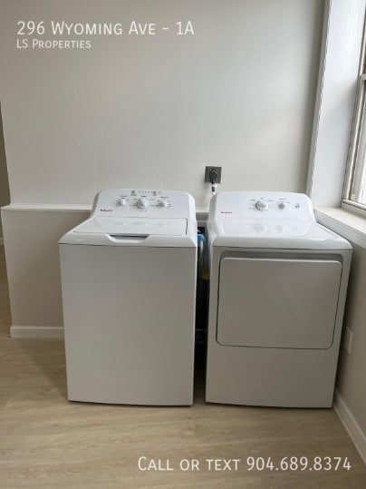 296 Wyoming Ave in Wyoming, PA - Building Photo - Building Photo